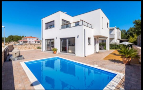 Villa Tara